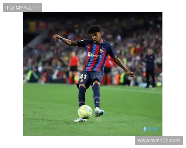 莱万帽子戏法亚马尔建功 巴萨力克塞尔塔奉献精彩大战上演逆袭