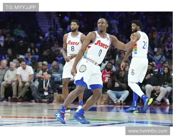 76人对阵魔术乔治恩比德埃奇库姆缺席马克西领衔出战团队挑战